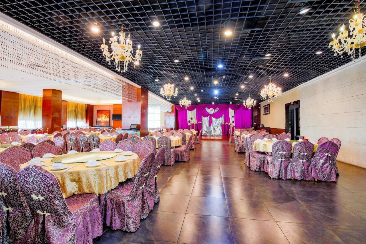 Tomorrow West Hotel Σενζέν Εξωτερικό φωτογραφία